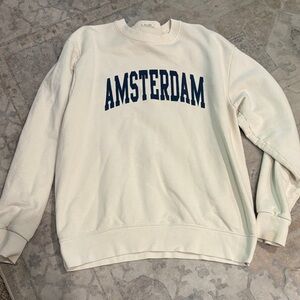 Brandy Melville Amsterdam oversized sweatshirt